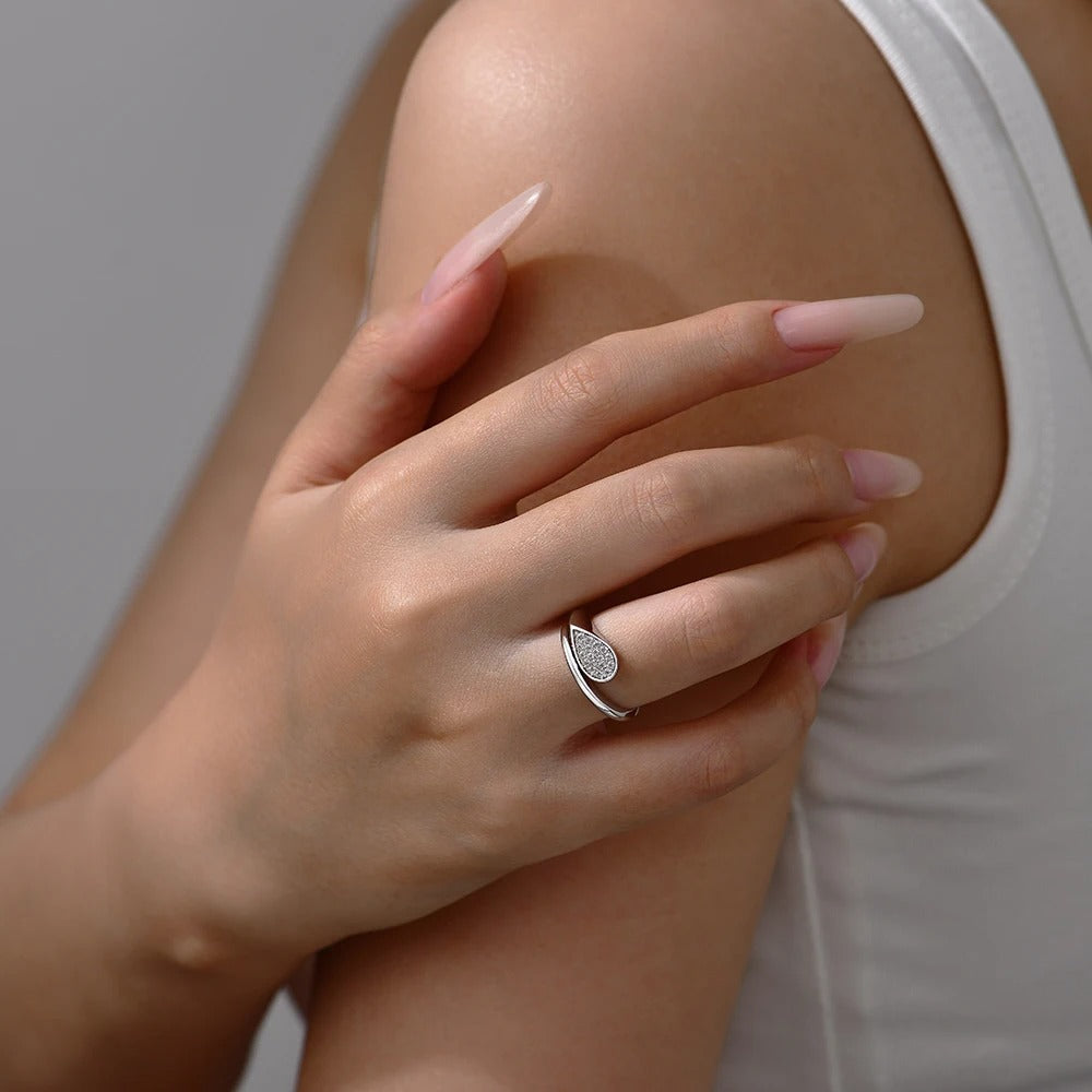 Cascade Pavé Teardrop Ring