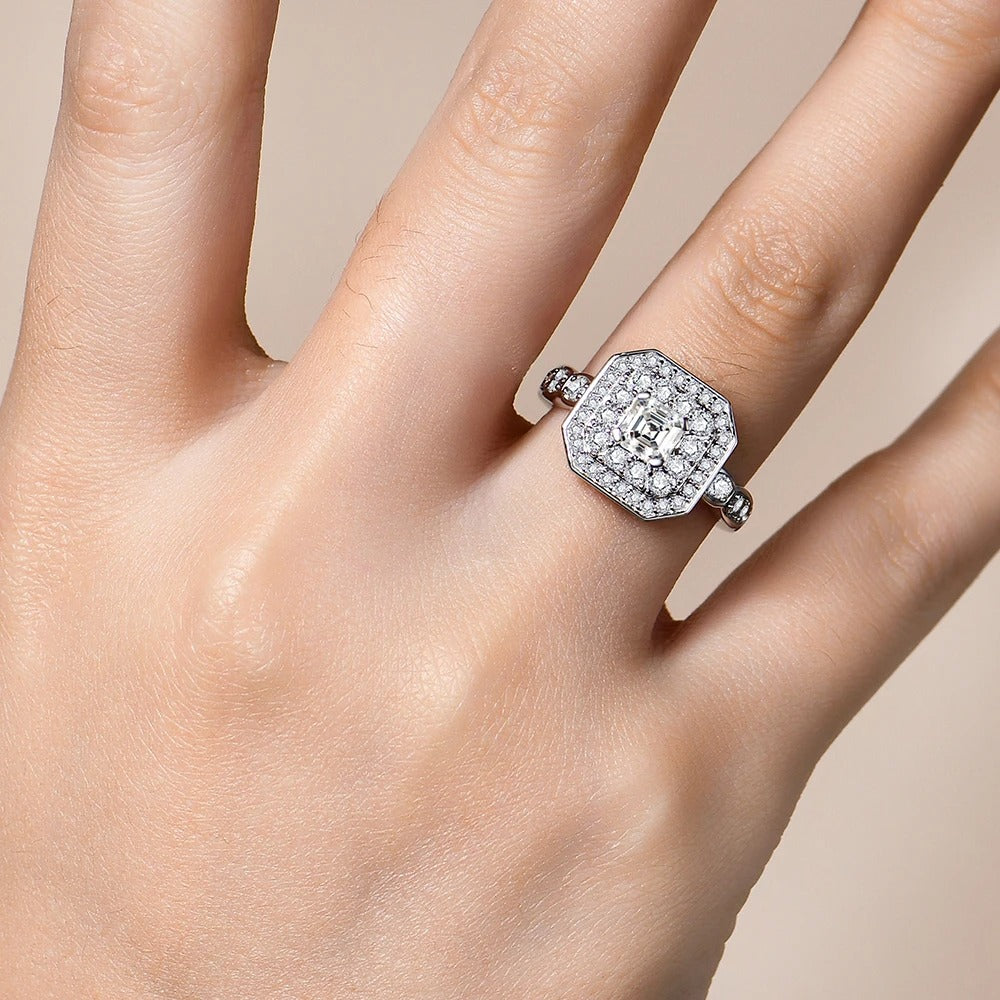 The Octavia Halo Ring