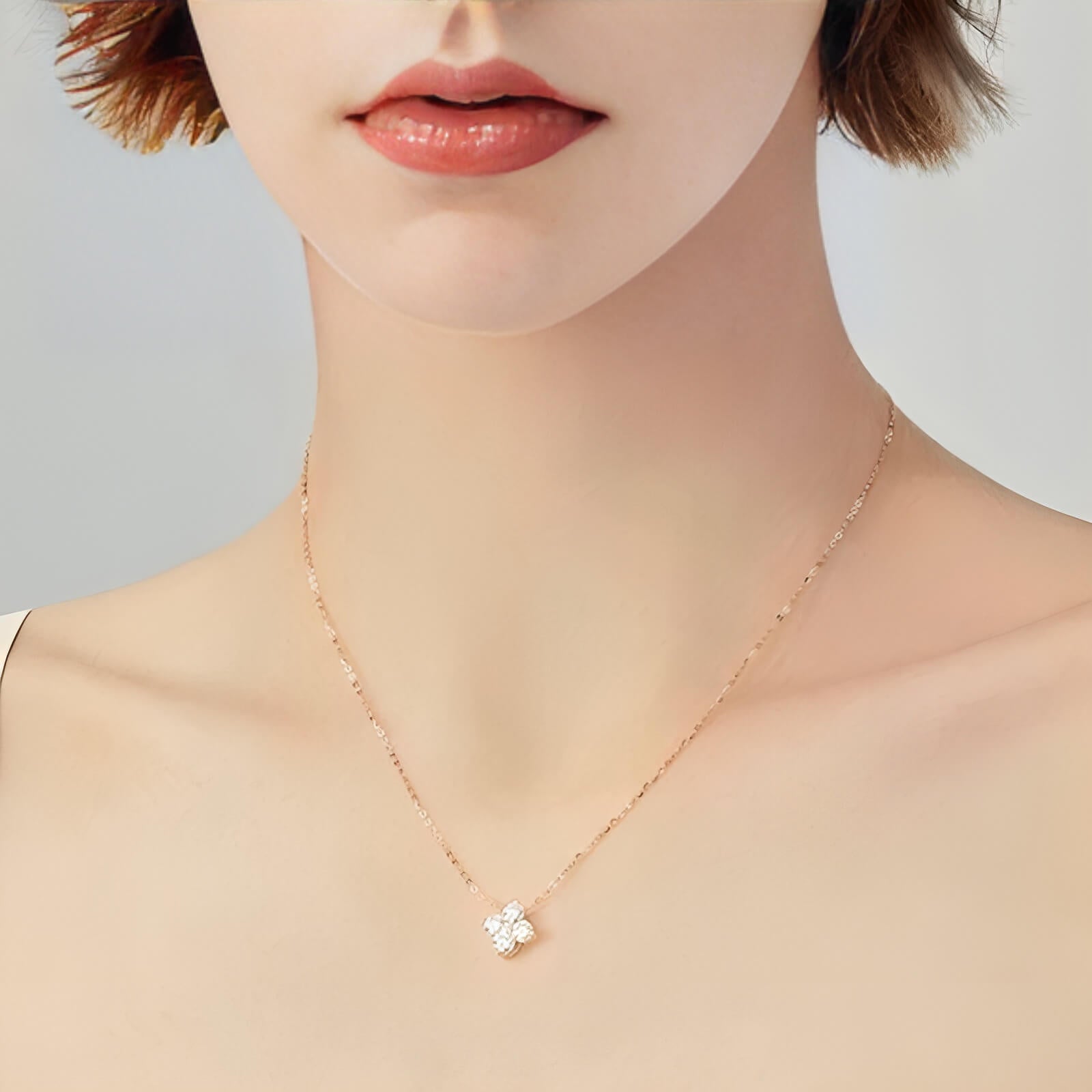 Enchanting Clover Moissanite Pendant