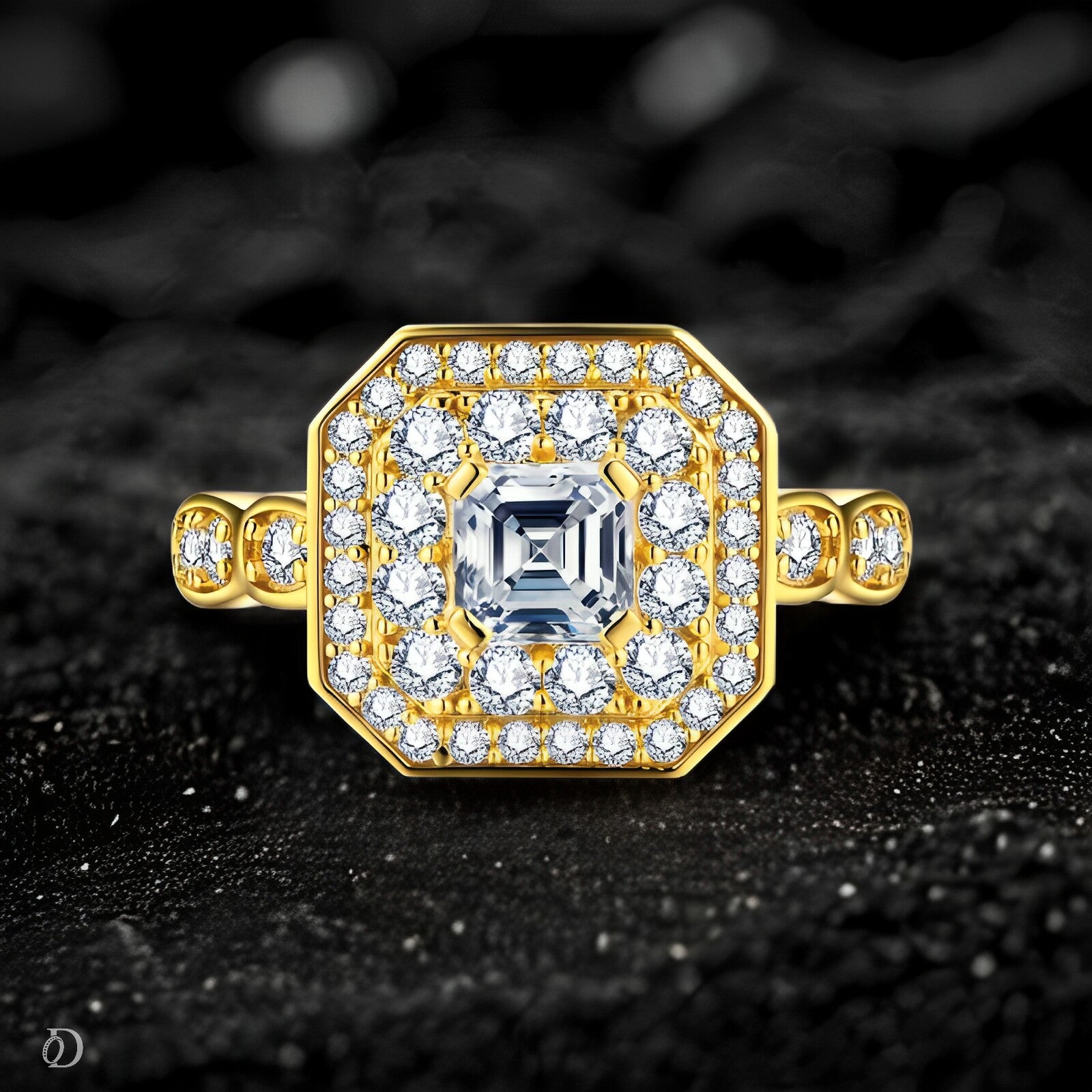 The Octavia Halo Ring