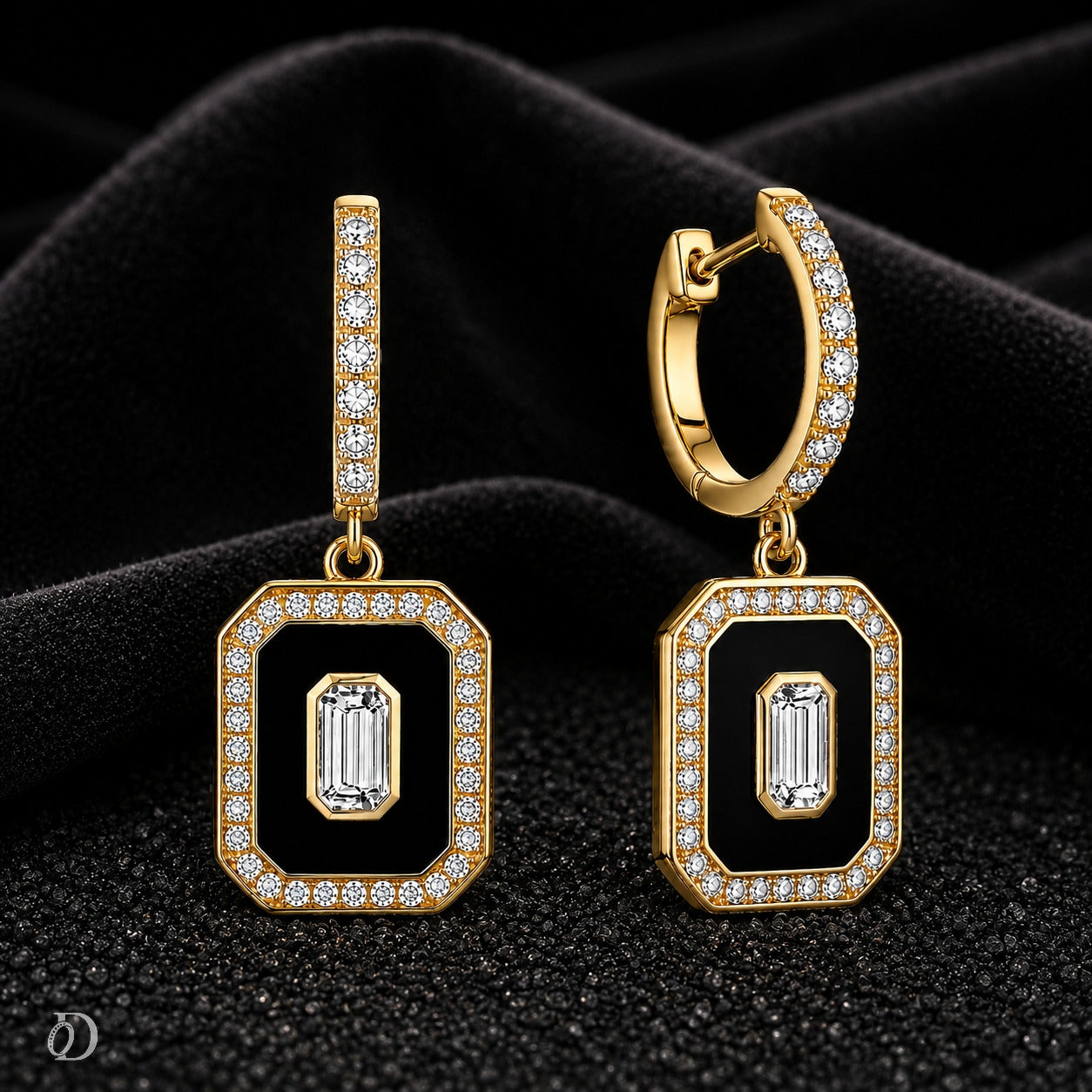 Noir Émeraude Moissanite Earrings