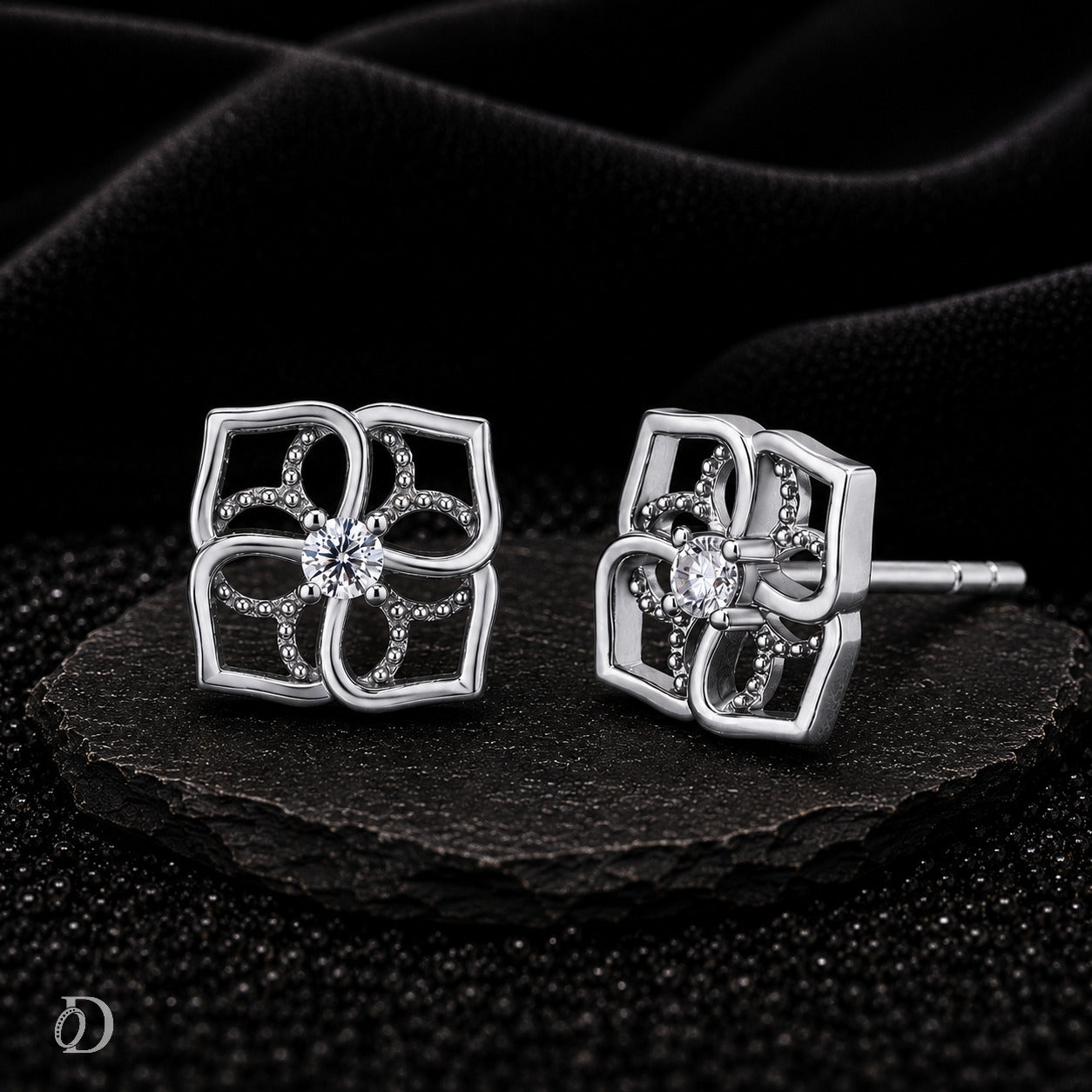 Fiora Moissanite Earrings