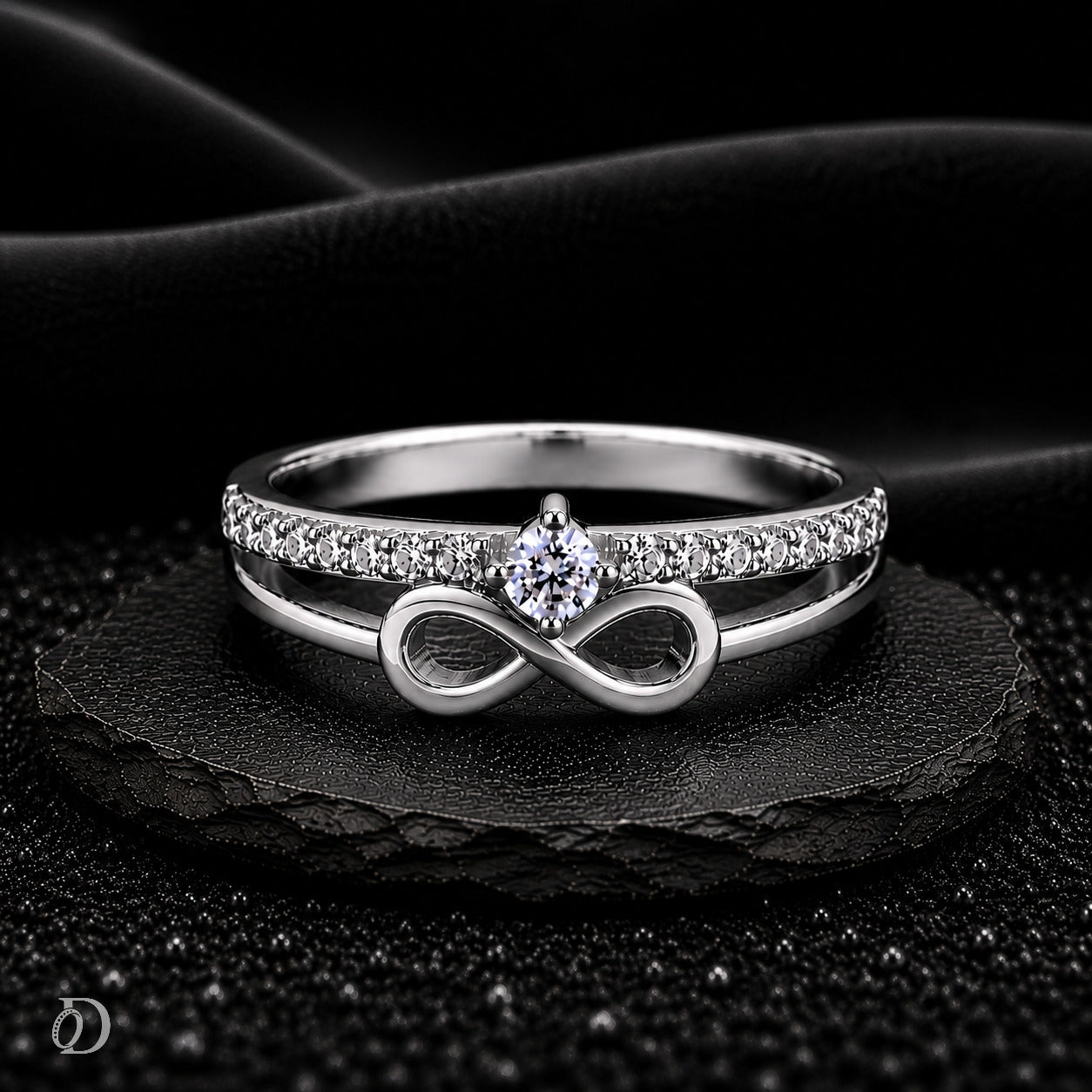 Eterna Infinity Ring